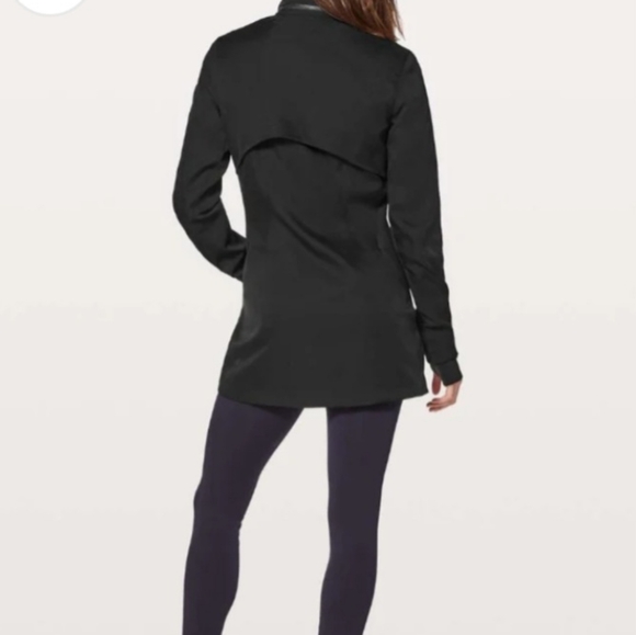 Fitb like a glove lululemon spring jacket - Picture 2 of 5